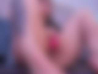 Live cam show with zoe-cruz21 - Dildo on Camsoda