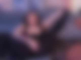zoe-cruz21's Live Sex Cam Show