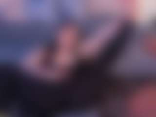 zoe-cruz21's Live Sex Cam Show