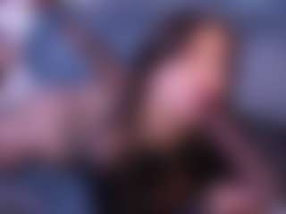 zoe-cruz21's Live Sex Cam Show