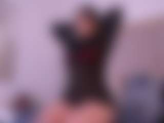 zoe-cruz21's Live Sex Cam Show