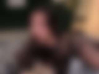 zoe-cruz21's Live Sex Cam Show