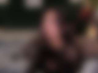 zoe-cruz21's Live Sex Cam Show