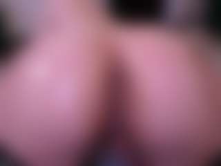zoe-cruz21's Live Sex Cam Show