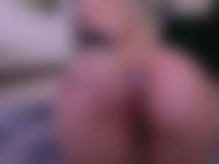 zoe-cruz21's Live Sex Cam Show