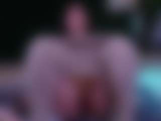 zoe-cruz21's Live Sex Cam Show