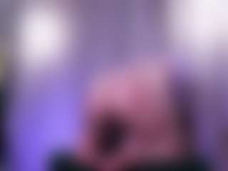 zoe-cruz21's Live Sex Cam Show