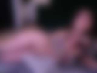 zoe-cruz21's Live Sex Cam Show