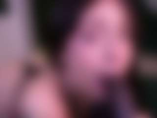 zoe-cruz21's Live Sex Cam Show