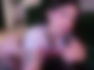 zoe-cruz21's Live Sex Cam Show