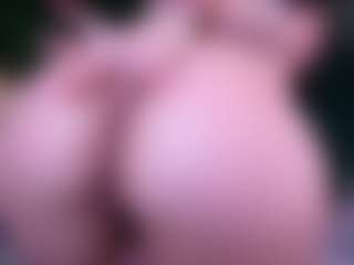 zoe-cruz21's Live Sex Cam Show
