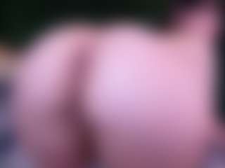 zoe-cruz21's Live Sex Cam Show