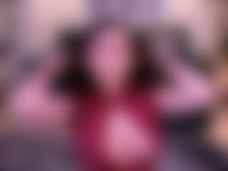Live cam show with zoe-cruz21 - Living Room on Fit Hotties