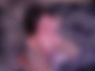 zoe-cruz21's Live Sex Cam Show