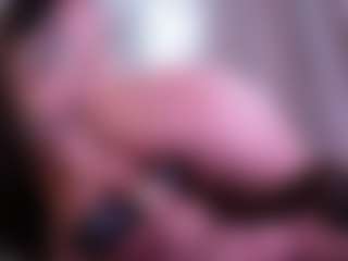 zoe-cruz21's Live Sex Cam Show