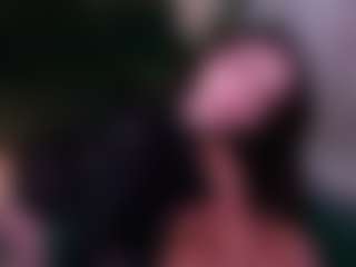 zoe-cruz21's Live Sex Cam Show