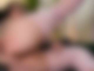 zoe-cruz21's Live Sex Cam Show