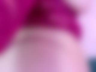 Live cam show with AgathaLynx - Young Adult on eurowanks.com