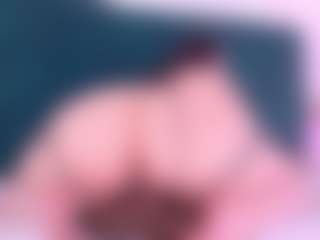 Live cam show with AgathaLynx - White on CSO-WL | colombia