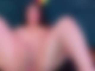 Live cam show with AgathaLynx - College Curvy on intimatelivegirls.com