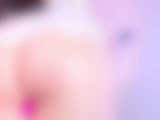 Live cam show with AgathaLynx - Riding on Camming Site
