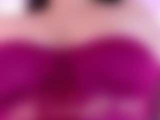 Live cam show with AgathaLynx - Twerk on StripNow