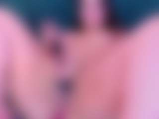 Live cam show with AgathaLynx - Chubby on Camsoda