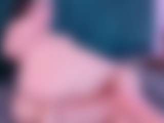 Live cam show with AgathaLynx - Erotic Dance on chickslive.net
