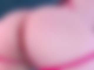 Live cam show with AgathaLynx - Riding on makecum.org
