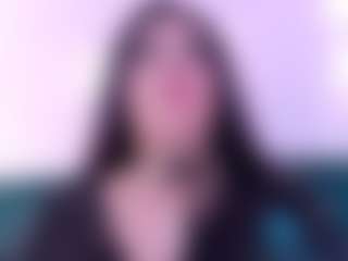 Live cam show with AgathaLynx - Chubby on madthumbs