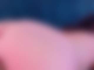 Live cam show with AgathaLynx - Riding on testsause.com