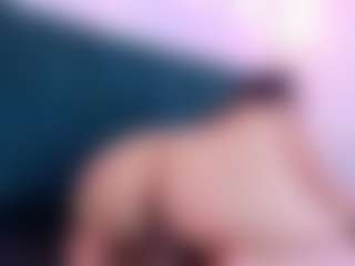 Live cam show with AgathaLynx - Colombia on CamwithHer