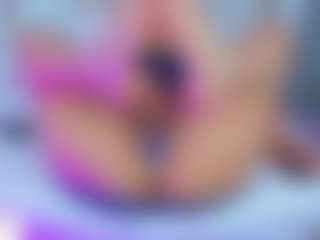 Live cam show with amor-smith - Brown Hair on https://playwithruby.com
