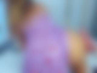Live cam show with amor-smith - Skinny on nudelive.tv