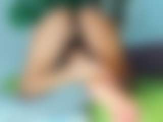 Live cam show with Hellen-Sky - Ebony on livesuperchat.net | colombia