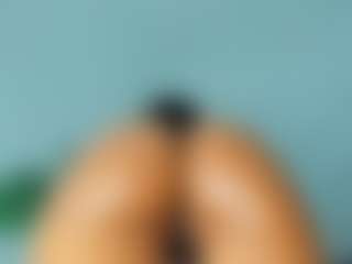 Hellen-Sky's Live Sex Cam Show
