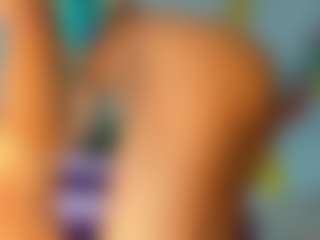 Live cam show with Hellen-Sky - Camel Toe on hrnylive.com