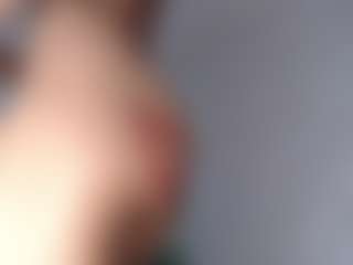 Live cam show with Hellen-Sky - Living Room on Uber Horny