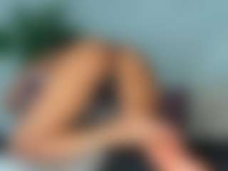 Live cam show with Hellen-Sky - Ebony on Camsoda | colombia