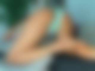 Live cam show with Hellen-Sky - Living Room on pussylord.com