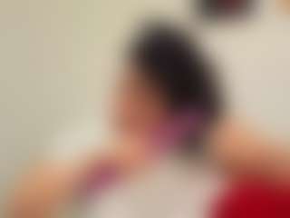 Live cam show with karennlenoy - Middle Aged on Uber Horny