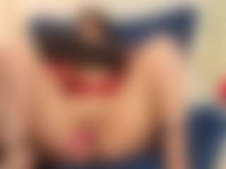 karennlenoy MILF webcam performer live streaming