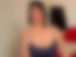 Live cam show with karennlenoy - Mature on galaxygirlnitro.com