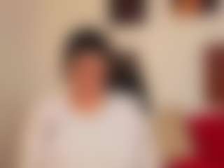 karennlenoy MILF webcam performer live streaming