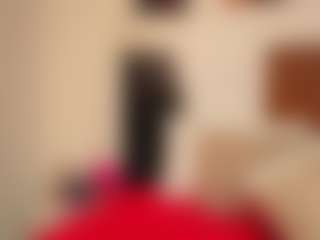 Live cam show with karennlenoy - Middle Aged on Mixed Magazine Live