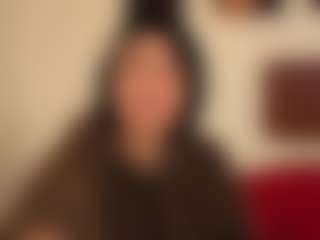 Live cam show with karennlenoy - Bedroom on Pornisteam.com
