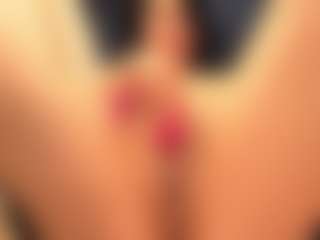 Live cam show with karennlenoy - Big Tits MILF on StripNow