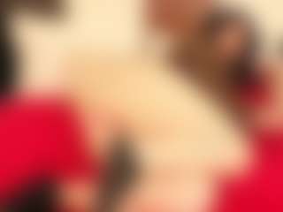 Live cam show with karennlenoy - Fingers on StripNow