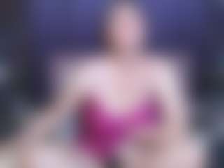 Live cam show with squirtyalicehere - Green Eyes on googirlz