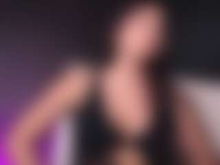Live cam show with moniicaa - Oil on Hubzter Live